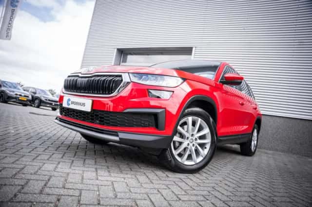 Škoda Kodiaq (2023) thumbnail 2