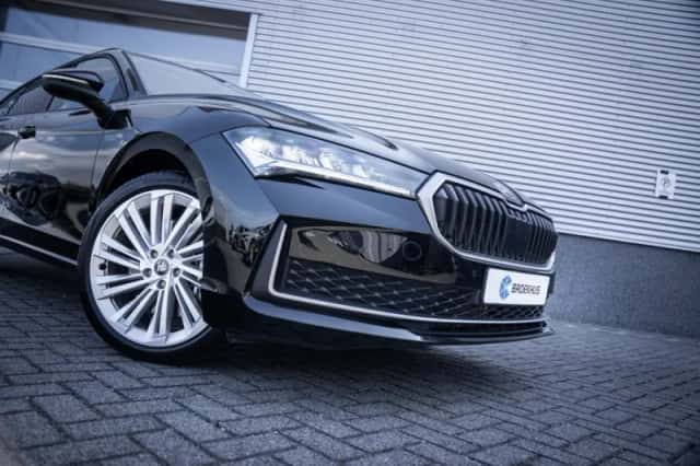 Škoda Superb (2025) thumbnail 6