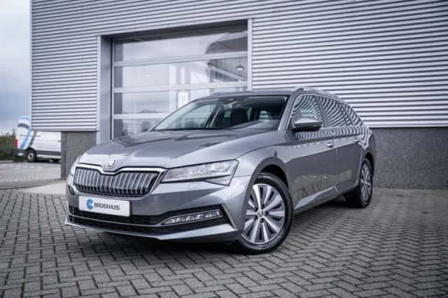 Škoda Superb (2025) thumbnail 1