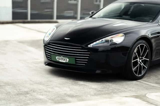 Aston Martin Rapide (2014) thumbnail 3