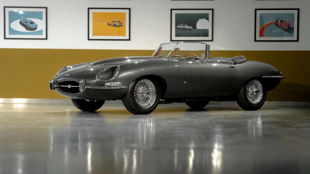 Jaguar E-Type (1961) — foto 1