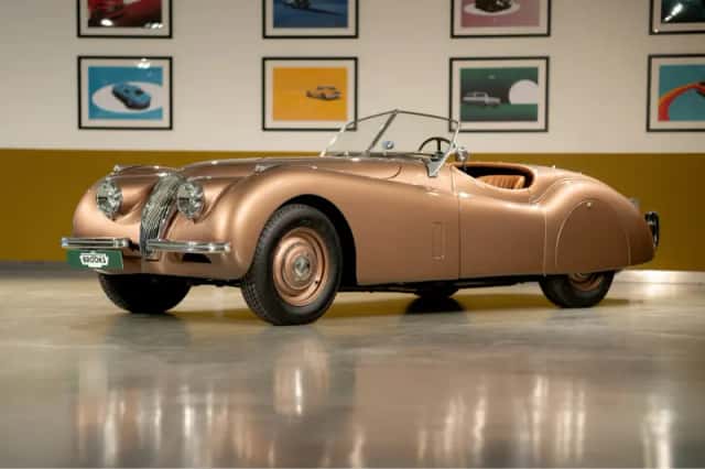 Jaguar XK (1952) thumbnail 1
