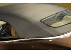 Aston Martin DB12 Volante (2024) thumbnail 15