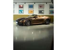Aston Martin DB12 Volante (2024) thumbnail 5
