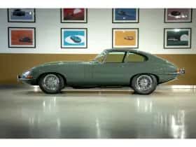 Jaguar E-Type (1966) thumbnail 22