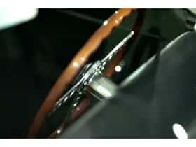 Jaguar E-Type (1966) thumbnail 34