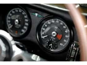 Jaguar E-Type (1966) thumbnail 76