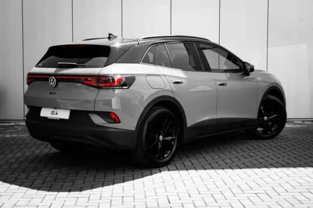 Volkswagen ID.4 (2025) thumbnail 2