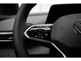 Volkswagen ID.4 (2025) thumbnail 11
