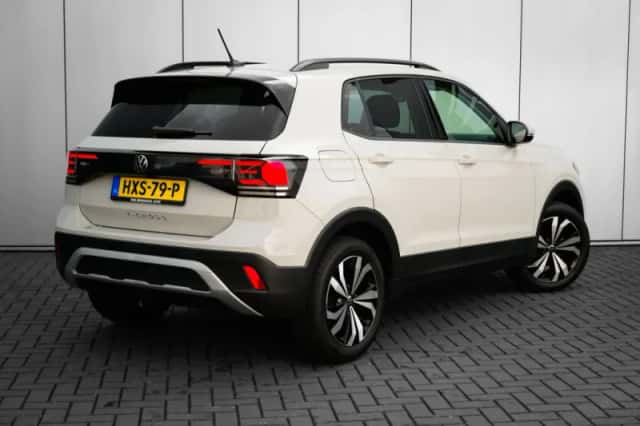 Volkswagen T-Cross (2025) thumbnail 2