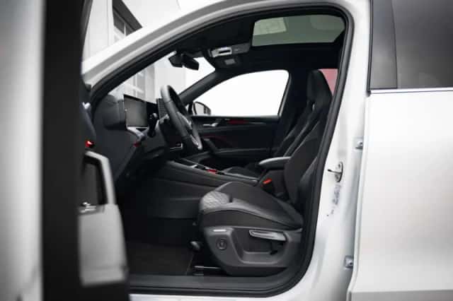 Volkswagen Tiguan (2025) thumbnail 24