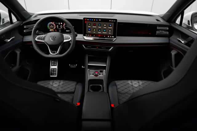 Volkswagen Tiguan (2025) thumbnail 10