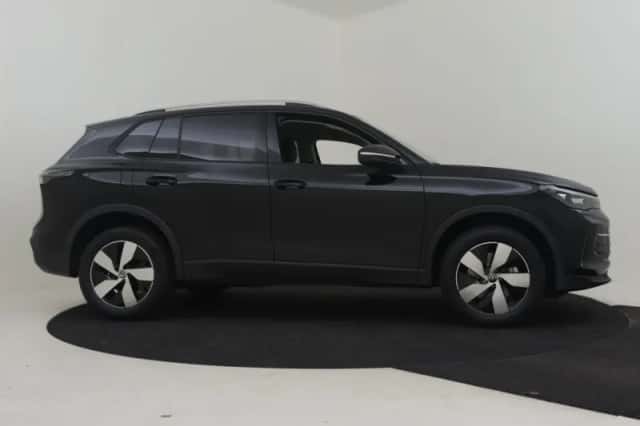 Volkswagen Tiguan (2026) thumbnail 17