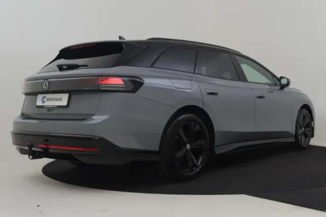 Volkswagen ID.7 (2026) thumbnail 2