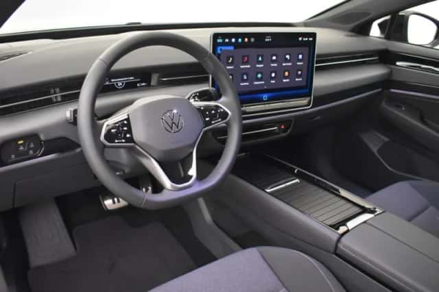 Volkswagen ID.7 (2026) thumbnail 4