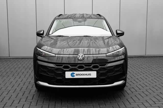 Volkswagen T-Roc (2026) thumbnail 3