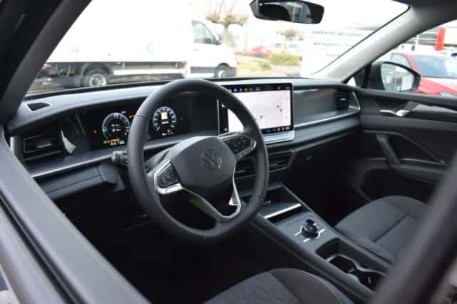 Volkswagen Tayron (2026) thumbnail 8