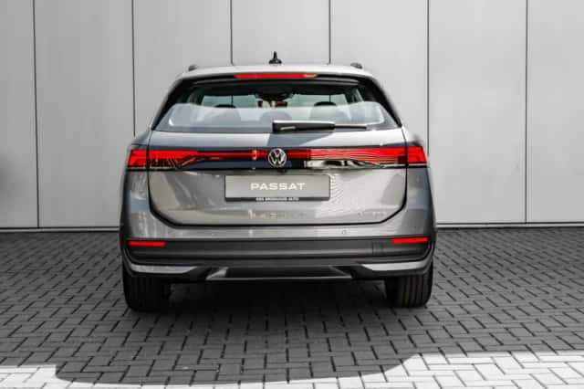 Volkswagen Passat (2026) thumbnail 4