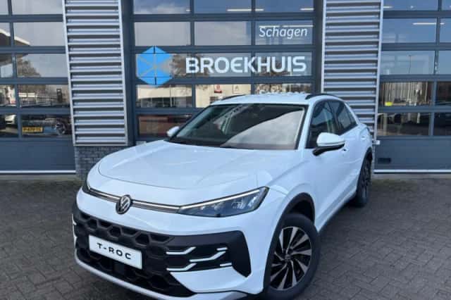 Volkswagen T-Roc (2026) thumbnail 1