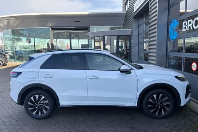 Volkswagen T-Roc (2026) thumbnail 11