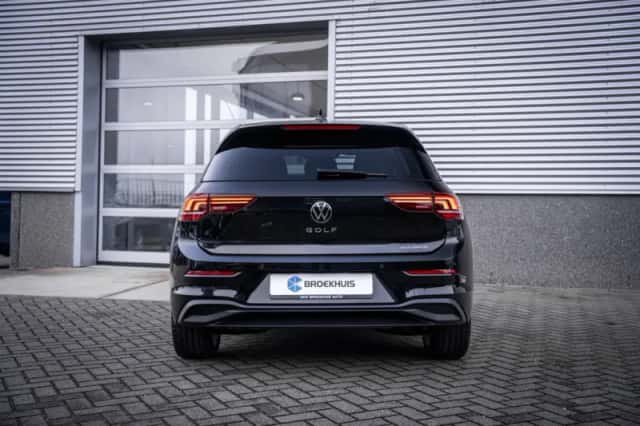 Volkswagen Golf (2026) thumbnail 16
