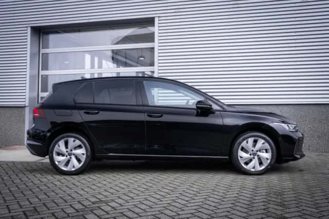 Volkswagen Golf (2026) thumbnail 18