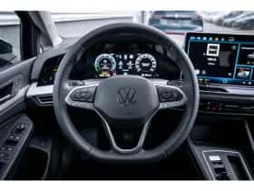 Volkswagen Golf (2026) thumbnail 33