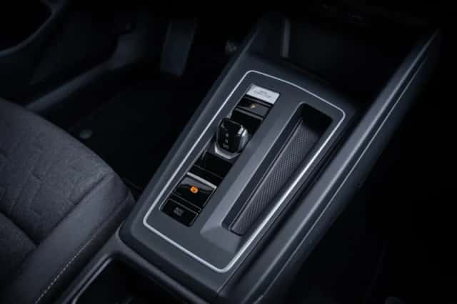 Volkswagen Golf (2026) thumbnail 37