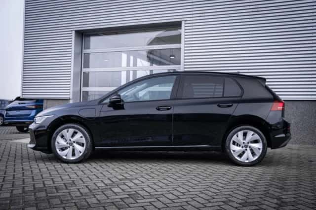 Volkswagen Golf (2026) thumbnail 6
