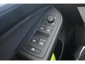 Volkswagen Golf (2026) thumbnail 12
