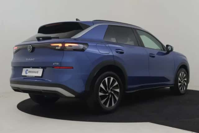 Volkswagen T-Roc (2026) thumbnail 2