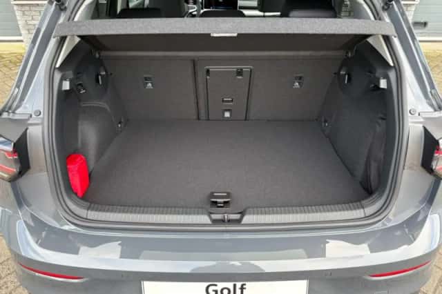 Volkswagen Golf (2026) thumbnail 11