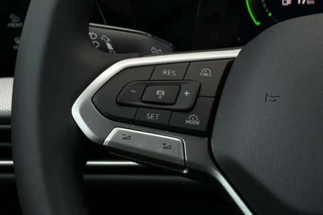 Volkswagen Golf (2026) thumbnail 18