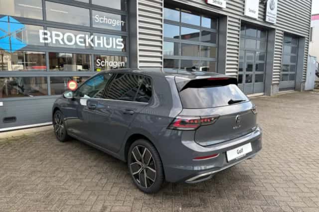 Volkswagen Golf (2026) thumbnail 6