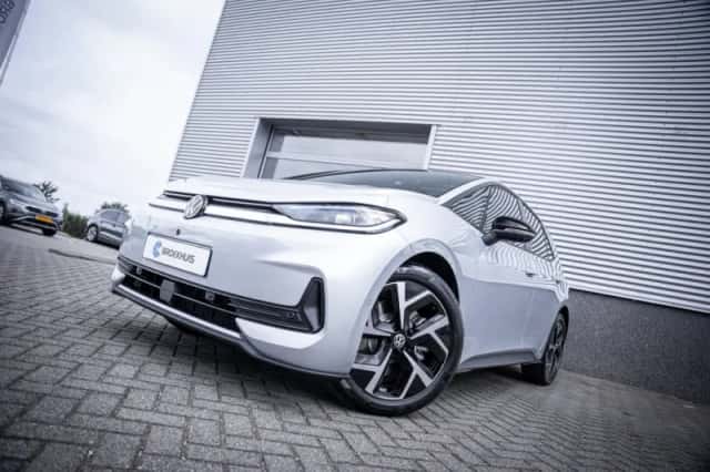 Volkswagen ID.3 (2026) thumbnail 2
