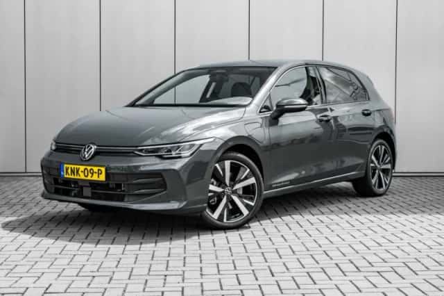 Volkswagen Golf (2026) thumbnail 1