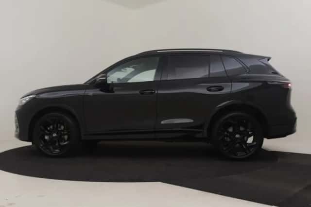 Volkswagen Tiguan (2026) thumbnail 3