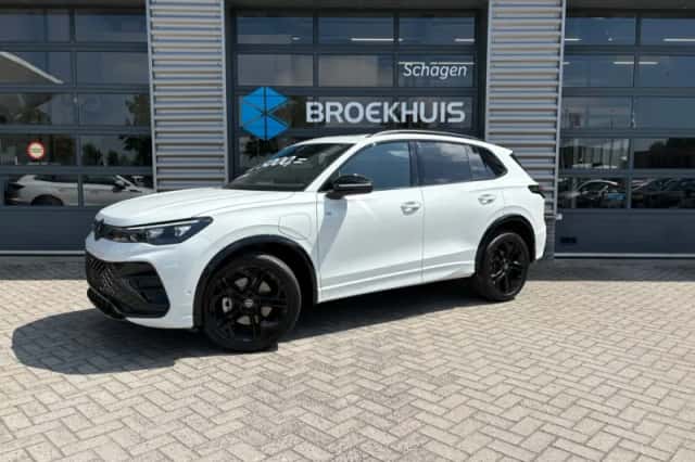 Volkswagen Tiguan (2026) thumbnail 1
