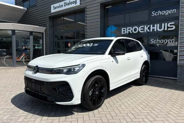 Volkswagen Tiguan (2026) thumbnail 2