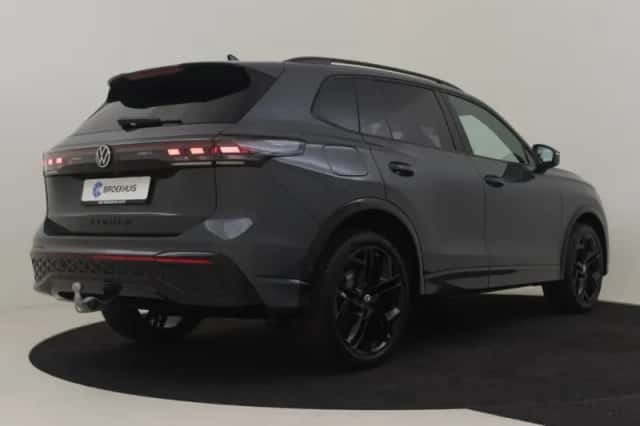 Volkswagen Tiguan (2026) thumbnail 2