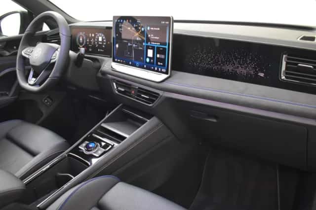 Volkswagen Tiguan (2026) thumbnail 6
