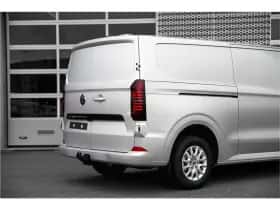 Volkswagen E-Transporter (2026) thumbnail 7
