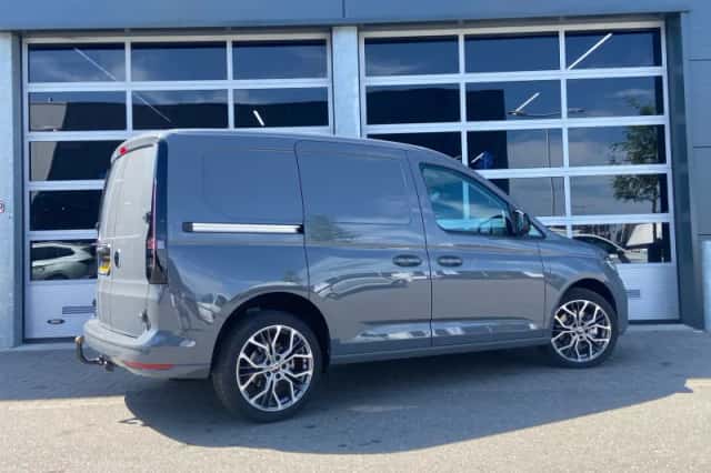 Volkswagen Caddy (2024) thumbnail 5