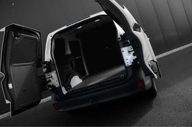 Volkswagen ID. Buzz (2026) thumbnail 11
