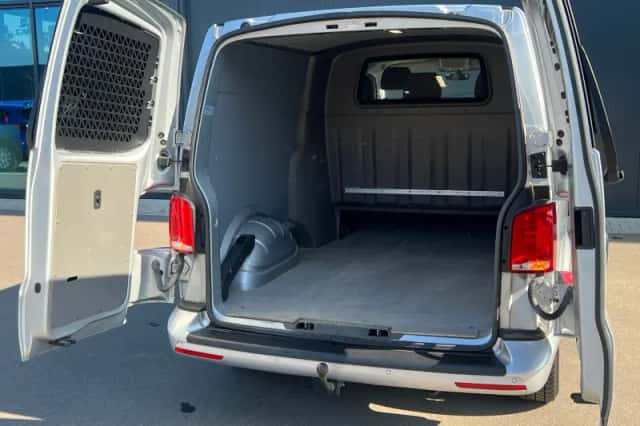 Volkswagen Transporter (2020) thumbnail 12