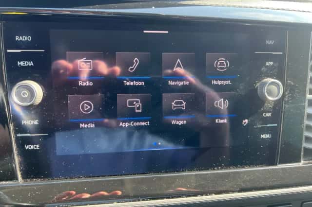 Volkswagen Transporter (2020) thumbnail 19
