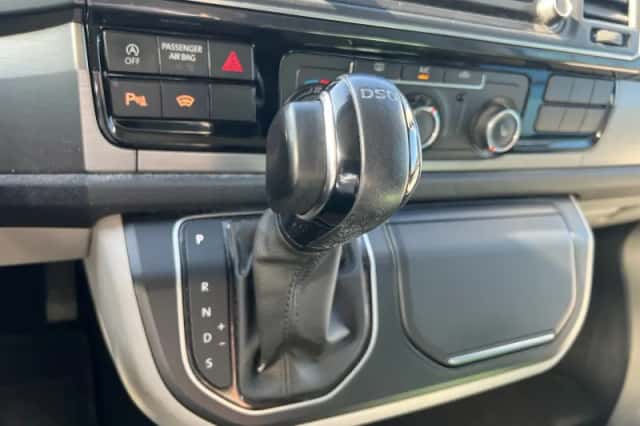 Volkswagen Transporter (2020) thumbnail 12