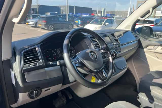 Volkswagen Transporter (2020) thumbnail 8