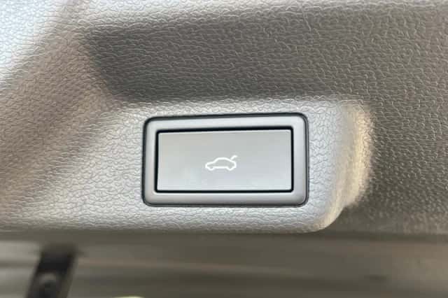 Volkswagen ID. Buzz (2026) thumbnail 7