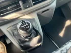 Volkswagen Transporter (2024) thumbnail 20